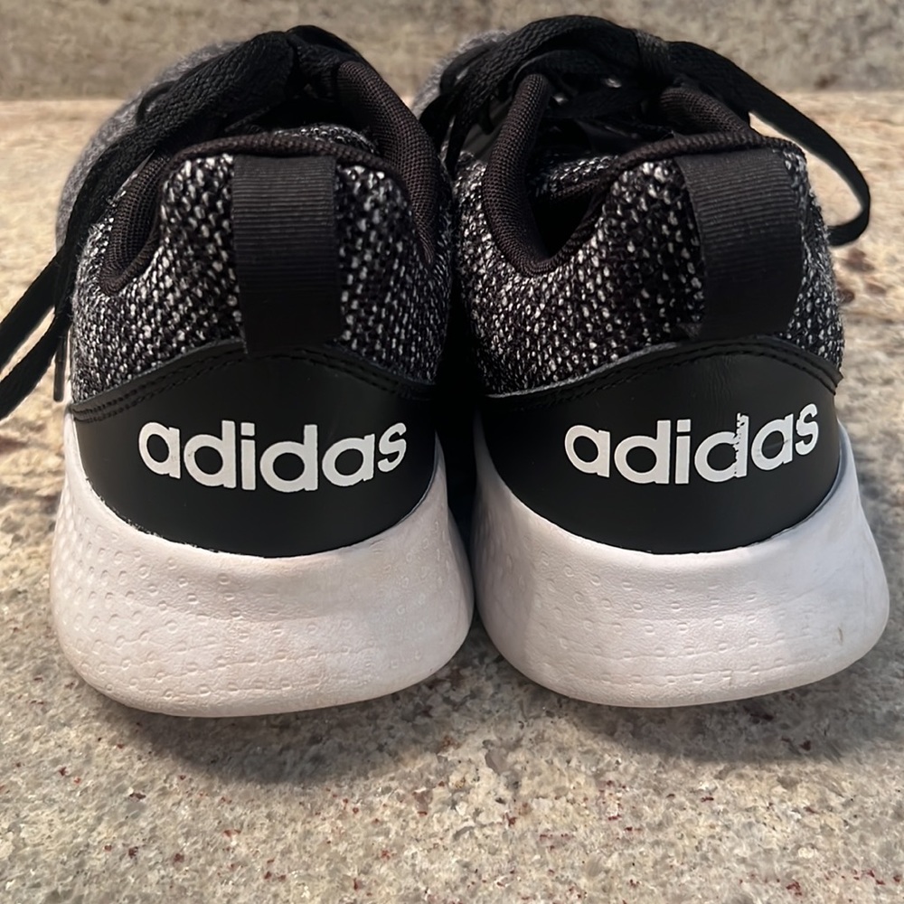 Mens Adidas - Picture 3 of 6